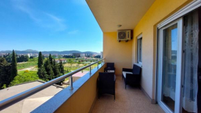 Cako..apartman 77